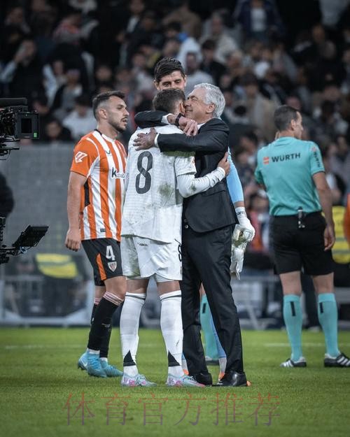 巴尔韦德遭遇黄潜球迷嘘声 因他和巴埃纳的冲突